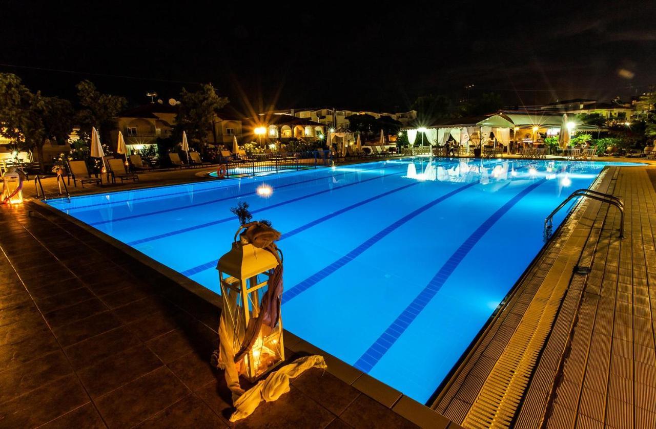 Tresor Sousouras Hotel Hanioti Exterior photo